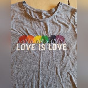 "LOVE IS LOVE" Banana Republic women's tshirt size SMALL